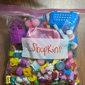 Shopkins Vibrant Toy Collection